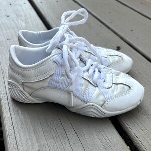 NFINITY White Kids Sneakers